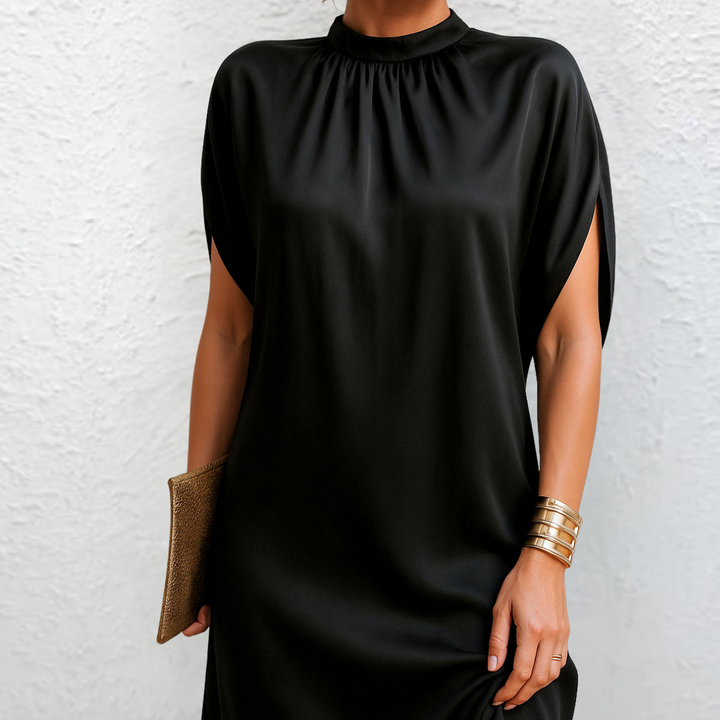 Aviana – Elegant and Flattering Dress
