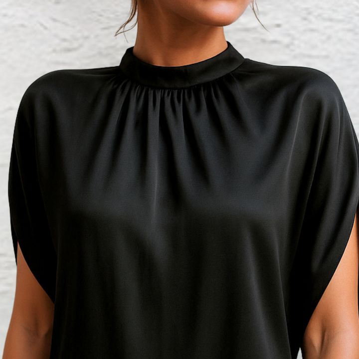 Aviana – Elegant and Flattering Dress