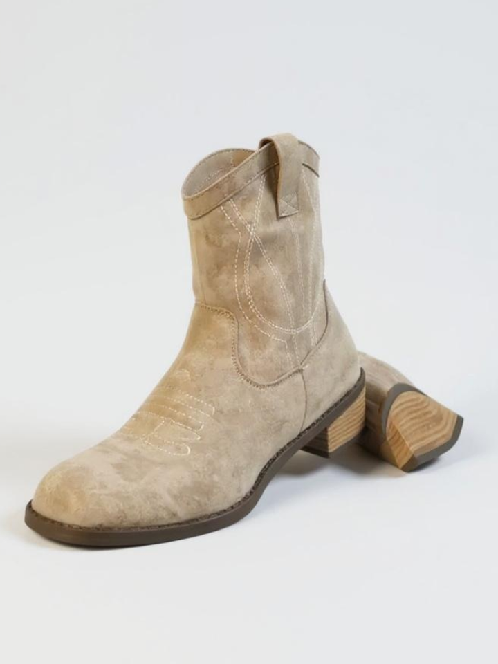 Chandler | Cowboy -Style Ankle Boots