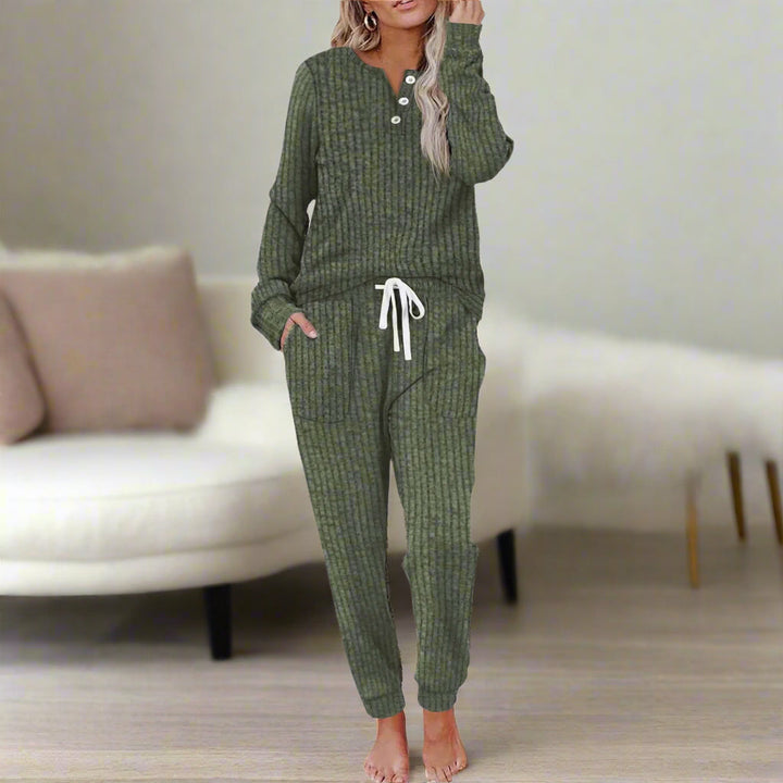 THE COZY TWO PIECE LOUNGEWEAR SET
