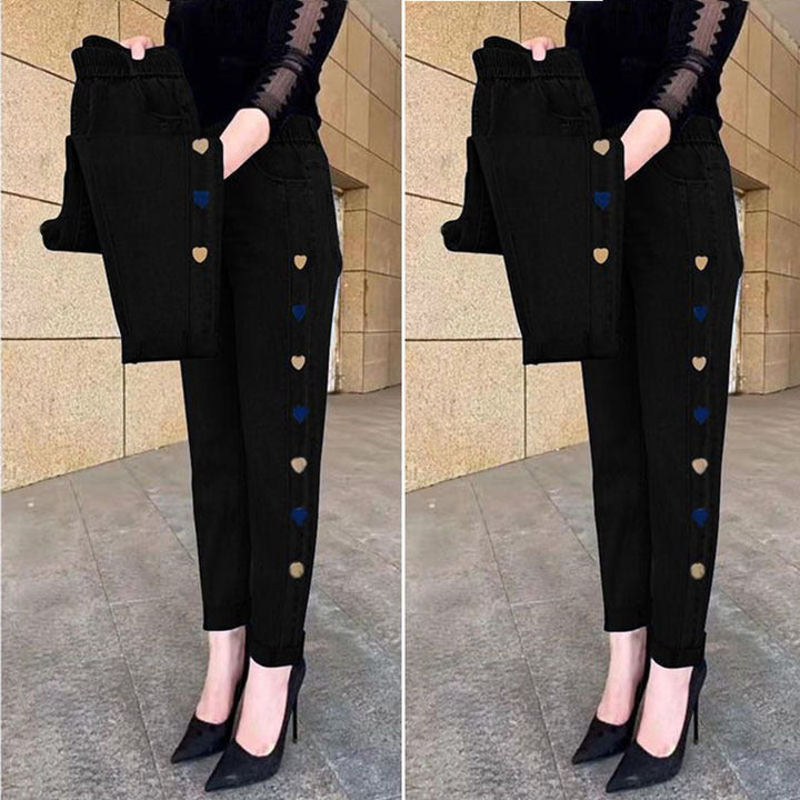 Soraya – Highly Stretchy Women’s Jeans with Heart Embroidery